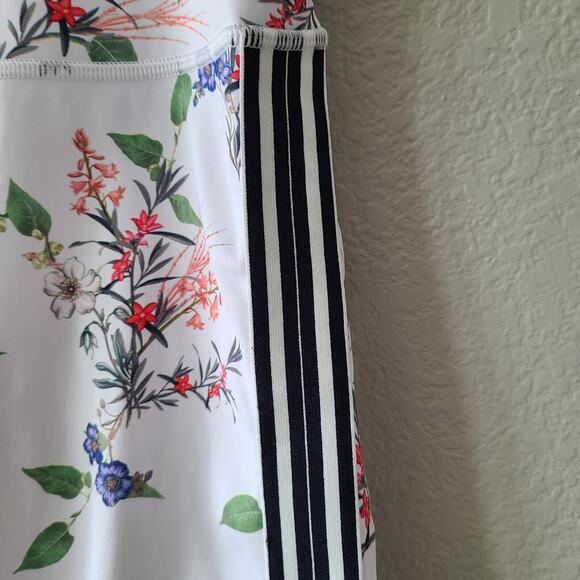 Athleta XS Leggings Contender Blossom 7/8 Length Floral Stripes White Athletic - Picture 4 of 12